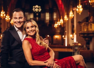 Magnus Carlsson and Sofia Källgren: The Ultimate Christmas Concert Experience Magnus Carlsson and Sofia Källgren