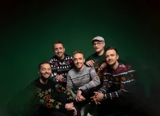 Dad Harmony Spreads Christmas Cheer with «Harmony for the Holidays» Dad Harmony - Photo by Tove Floss