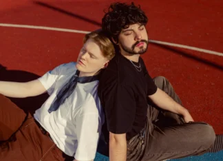 Debut Magic: 2AM-DM Reveals Their New Single «Golden Hour» 2AM-DM - Photo by Mariell Lind Hansen