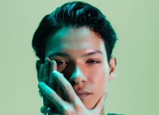 Omar Rudberg Kicks Off 2025 with «I’m Not a Boy» and a Highly Anticipated Tour Omar Rudberg - Photo by Adam Falk - Ten Records