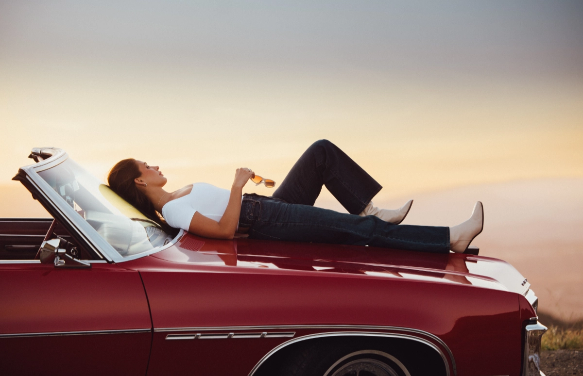 Victoria Nadine - Photo by Johannes Lovund